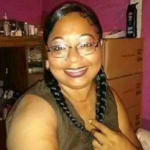 Meet your Posher, Anitra